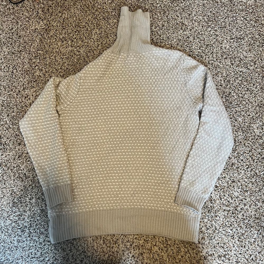 Magaschoni Light Gray Turtleneck Sweater Textured Knit‎ Pullover Size M - Picture 4 of 4